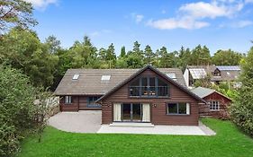 Finest Retreats - The Logs